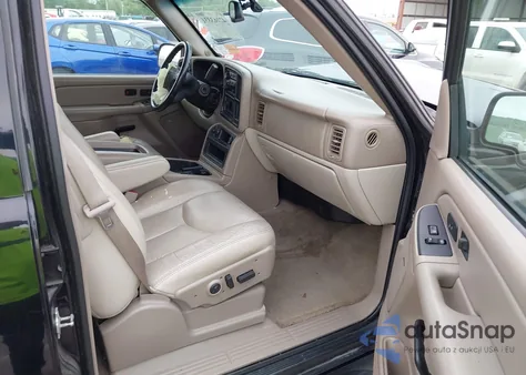 2004 Chevrolet Suburban 1500 Lt z USA, uszkodzony, nr VIN 1GNFK16ZX4J291419